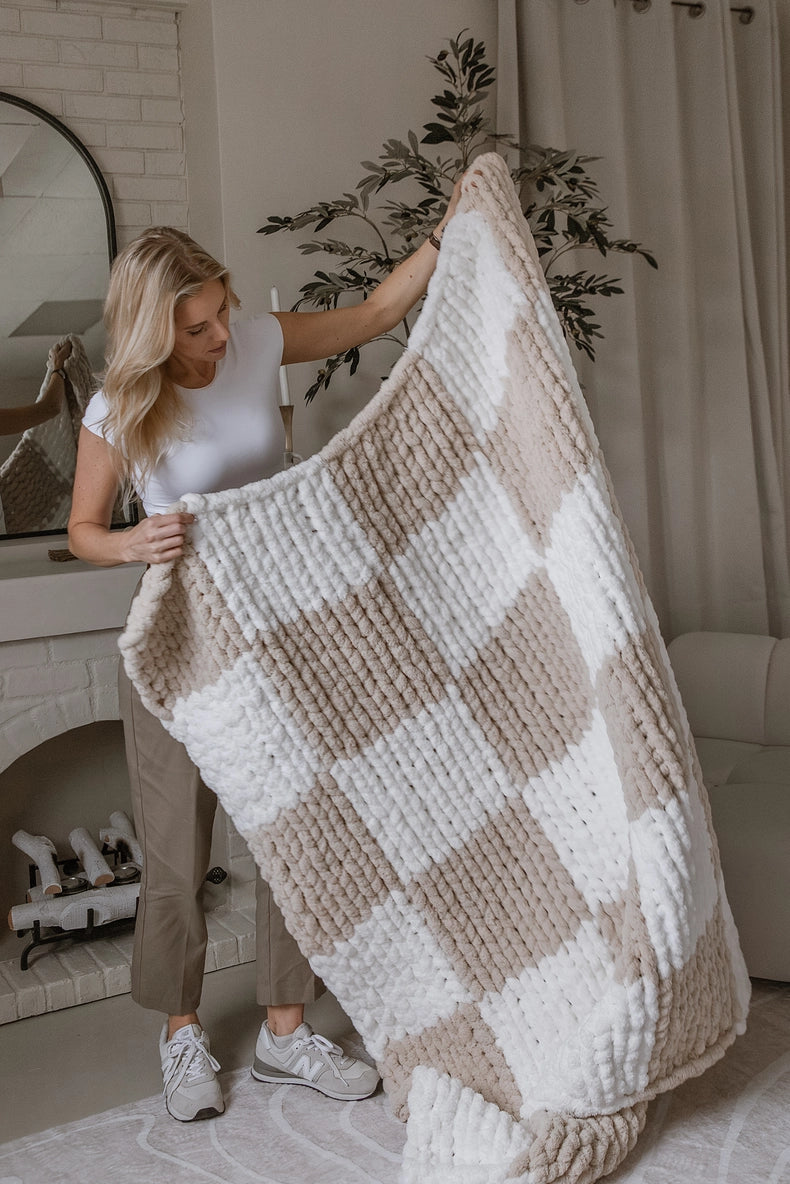 Beige Checkered Chunky Knit Blanket