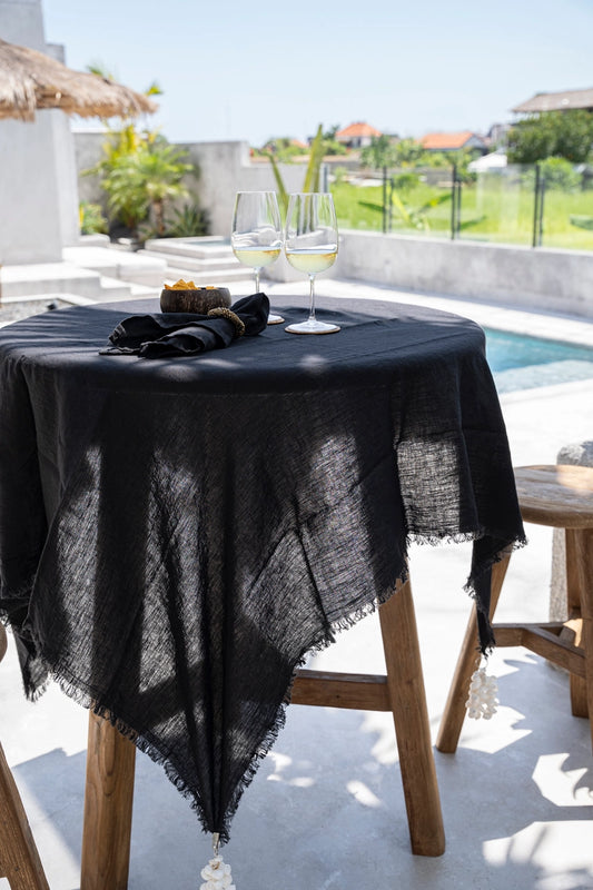 The Linen Tablecloth - Black